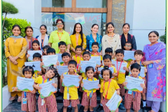 prize-distribution-of-fancy-dress-competition-1